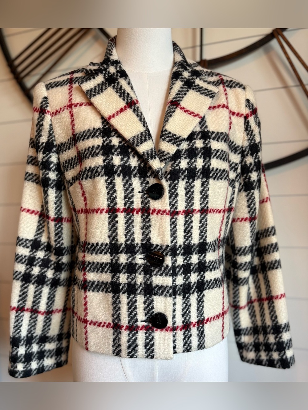 Vintage 90’s Louben Red-Cream-Black Plaid (Similar to Burberry)Cropped Jacket(8)